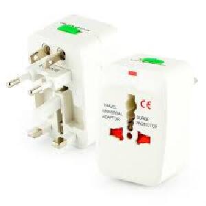 ADAPTADOR DE TOMADA  INTERNACIONAL UNIVERSAL